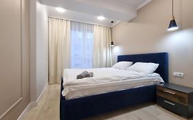 Botanica, 1 Bedroom Apartment With Living