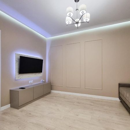 Botanica, 1 Bedroom Apartment With Living Chisinau Exterior foto