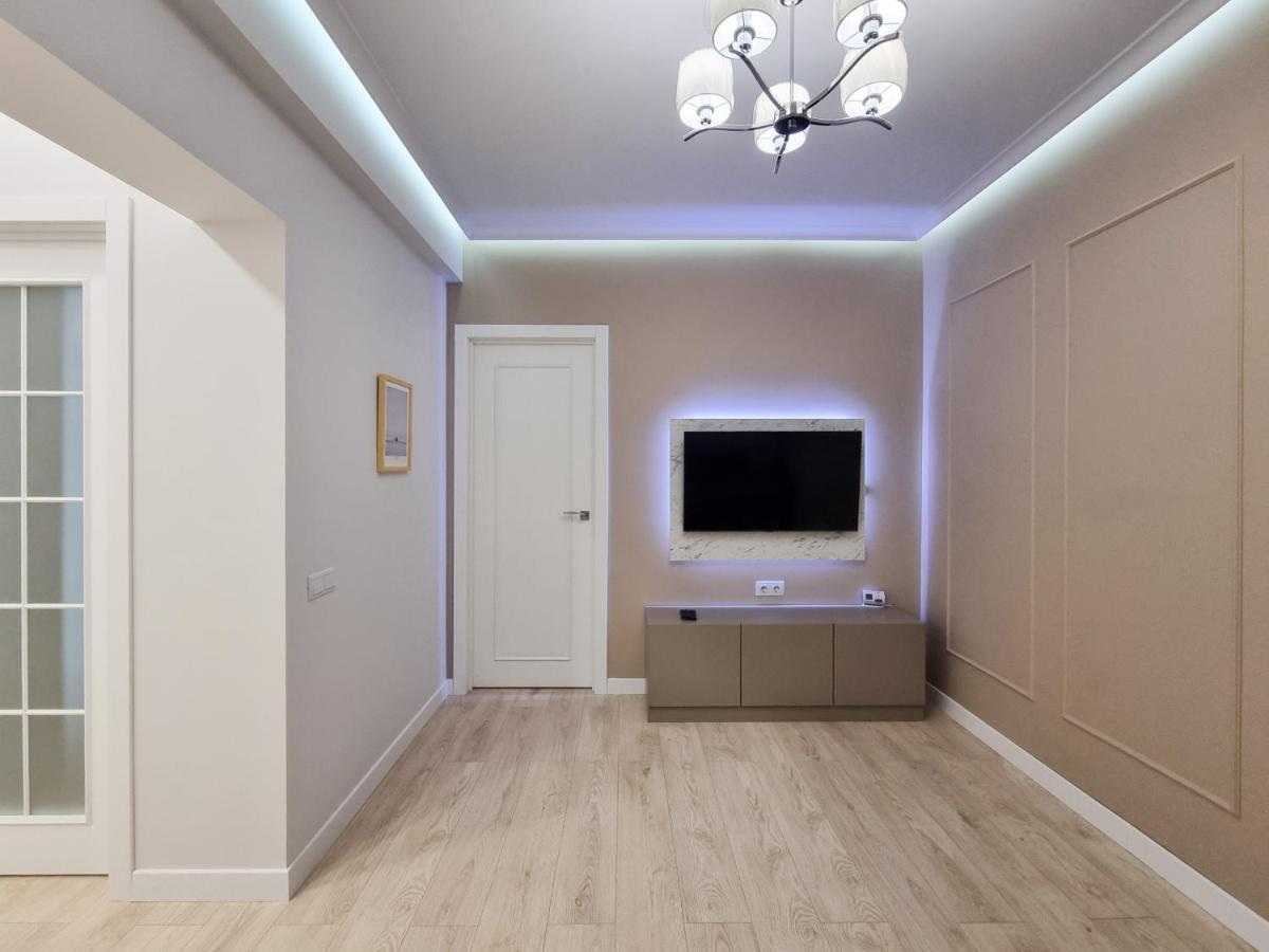 Botanica, 1 Bedroom Apartment With Living Chisinau Exterior foto